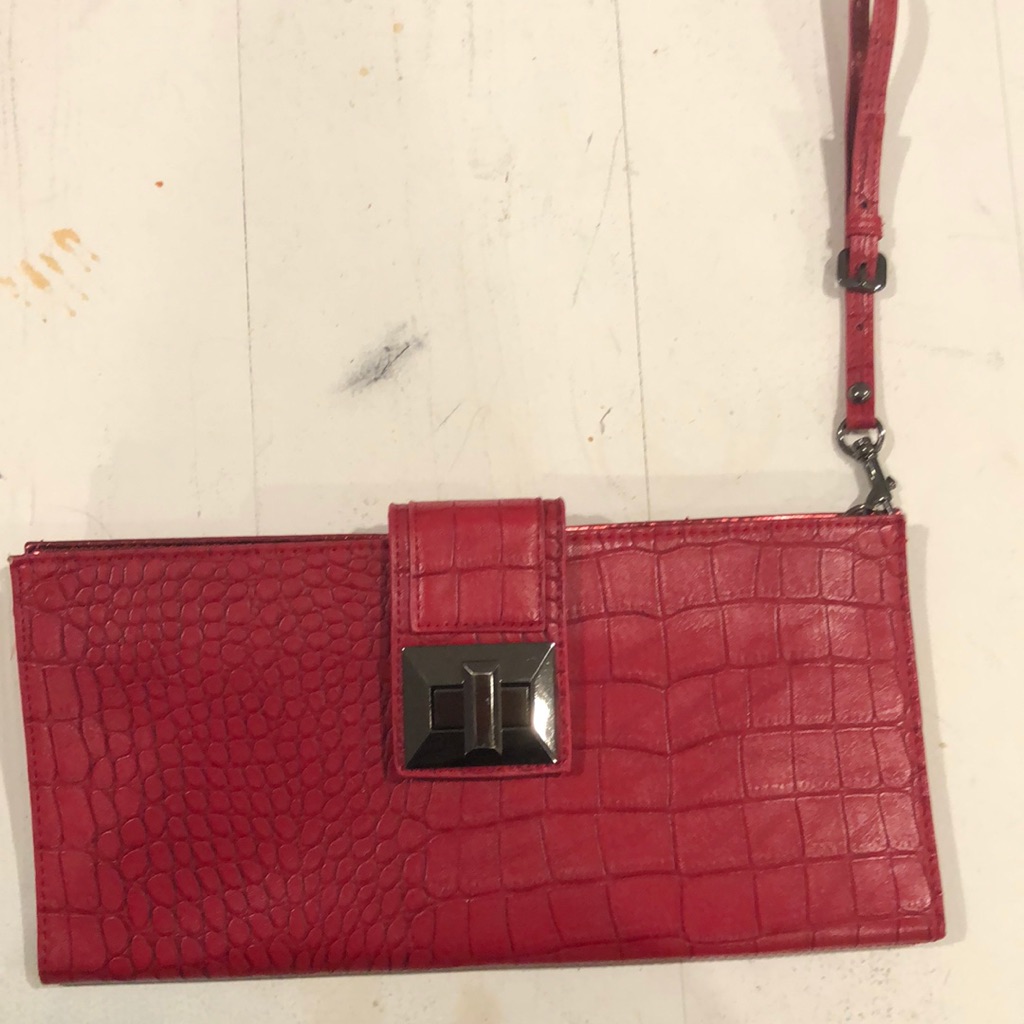 Red Wallet Brand Unknown